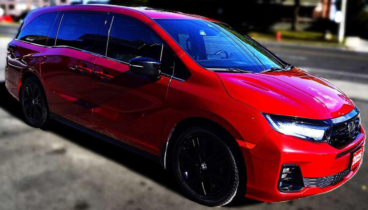 2025 Honda Odyssey Black Edition 8 PASSENGER Photo