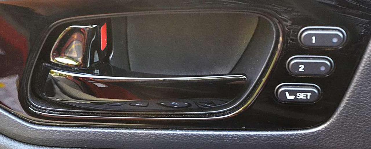 2025 Honda Odyssey Black Edition 8 PASSENGER Photo