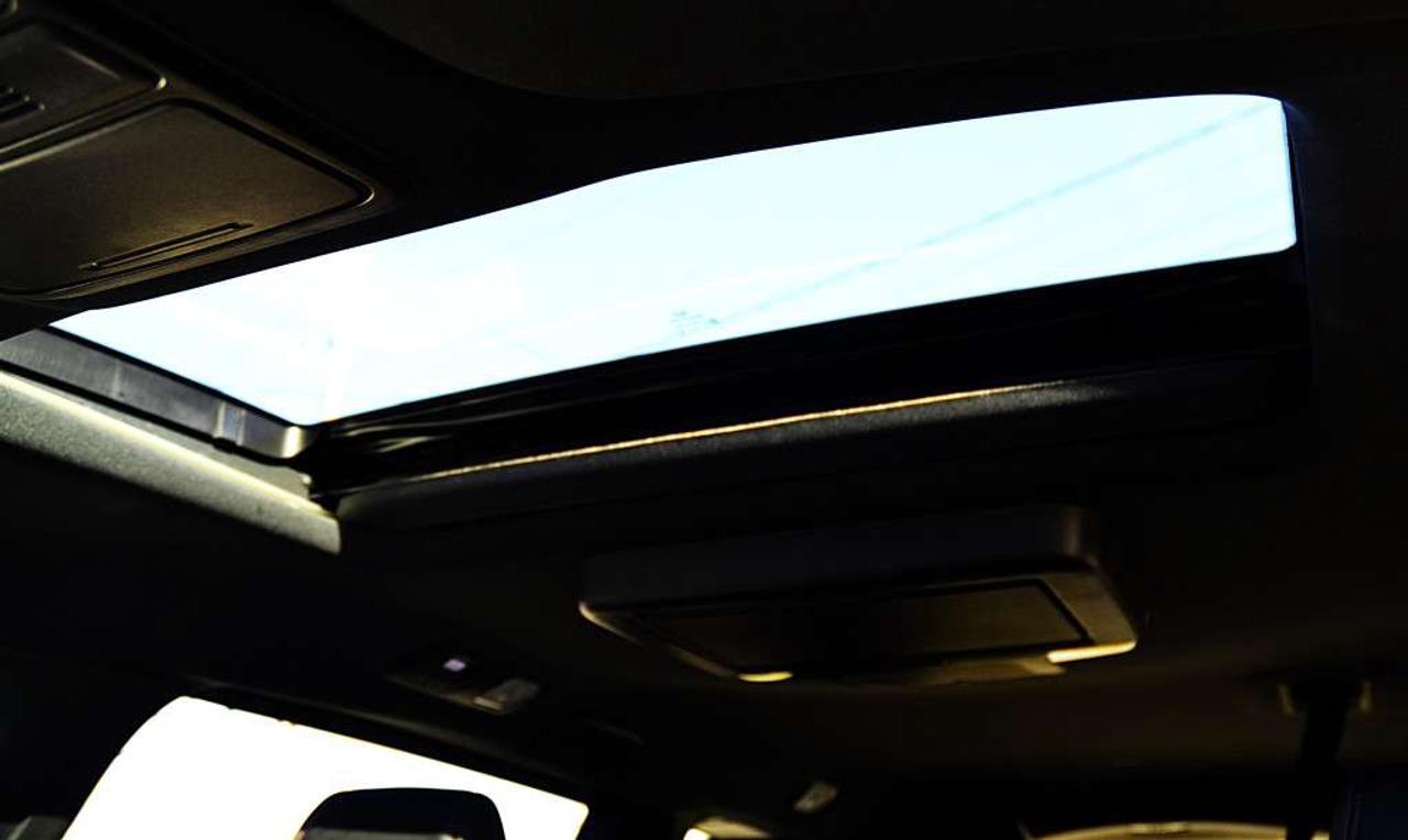 2025 Honda Odyssey Black Edition 8 PASSENGER Photo