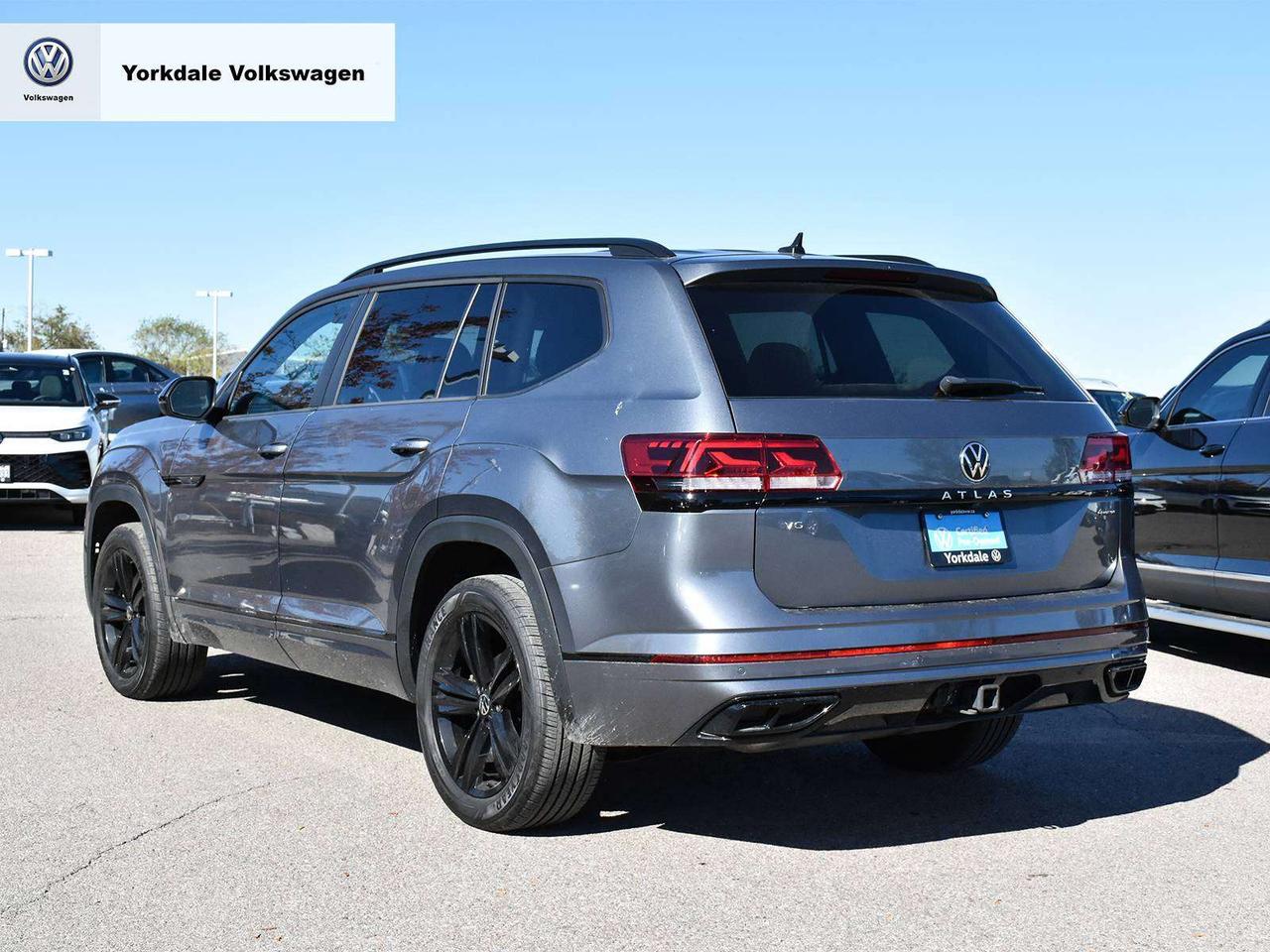2023 Volkswagen Atlas HIGHLINE Photo