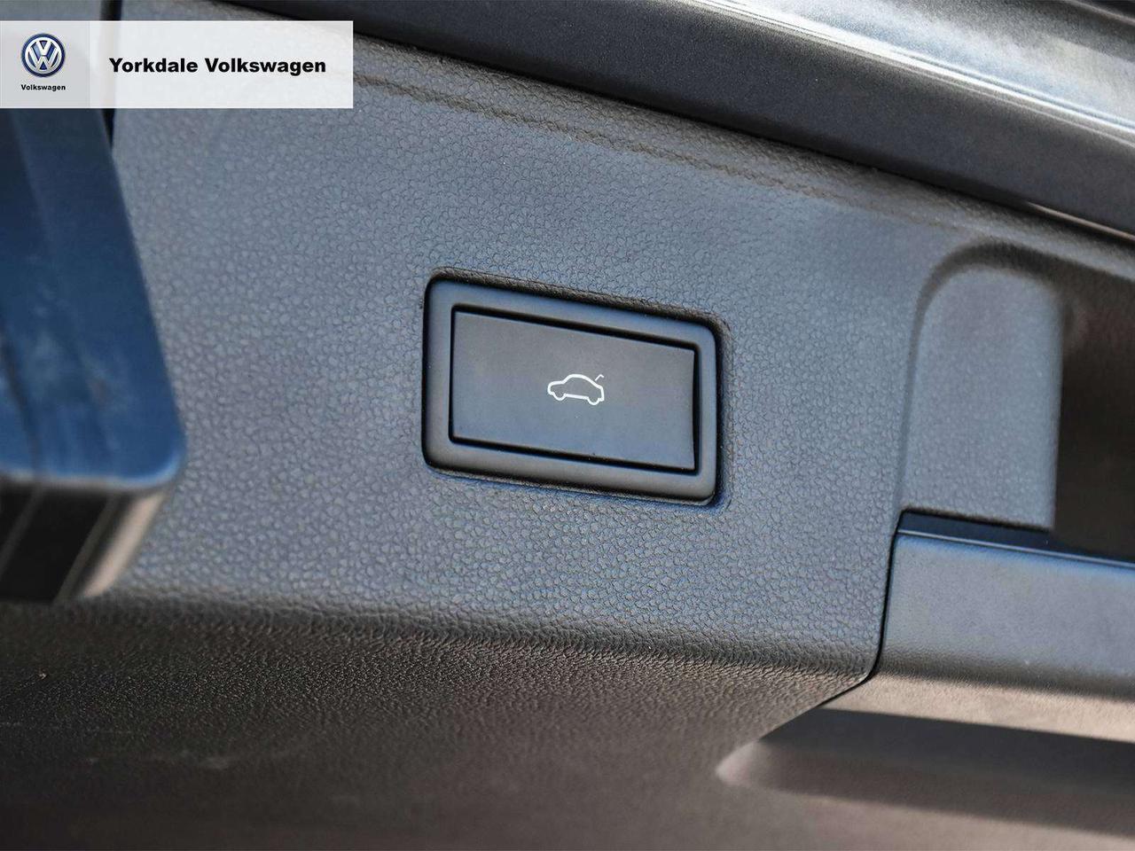 2023 Volkswagen Atlas HIGHLINE Photo