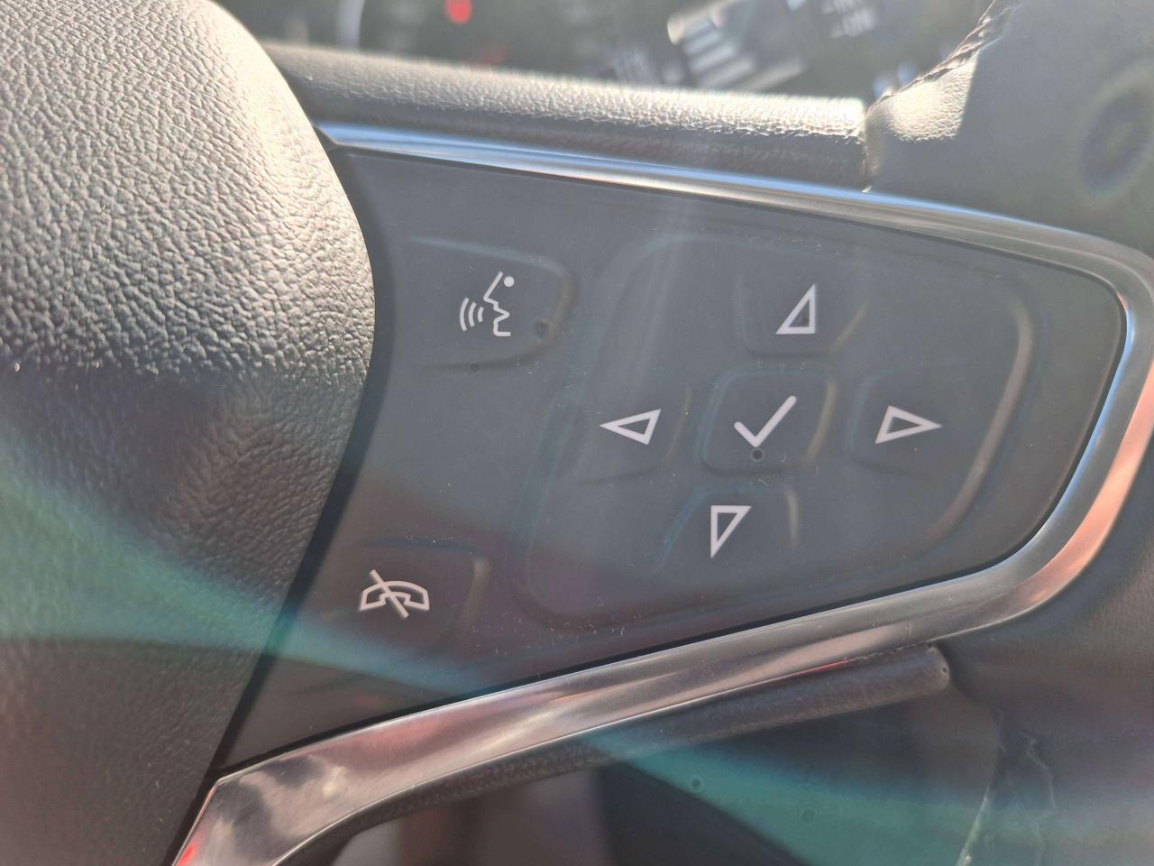 2024 Chevrolet Equinox LT Photo