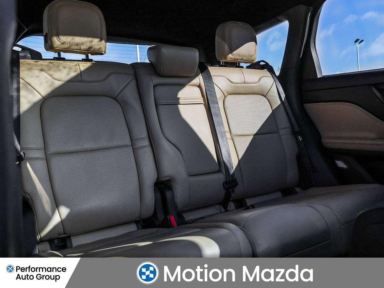 2020 Lincoln Corsair RESERVE   WELL EQUIPPED   AWD  FRESH TRADE Photo