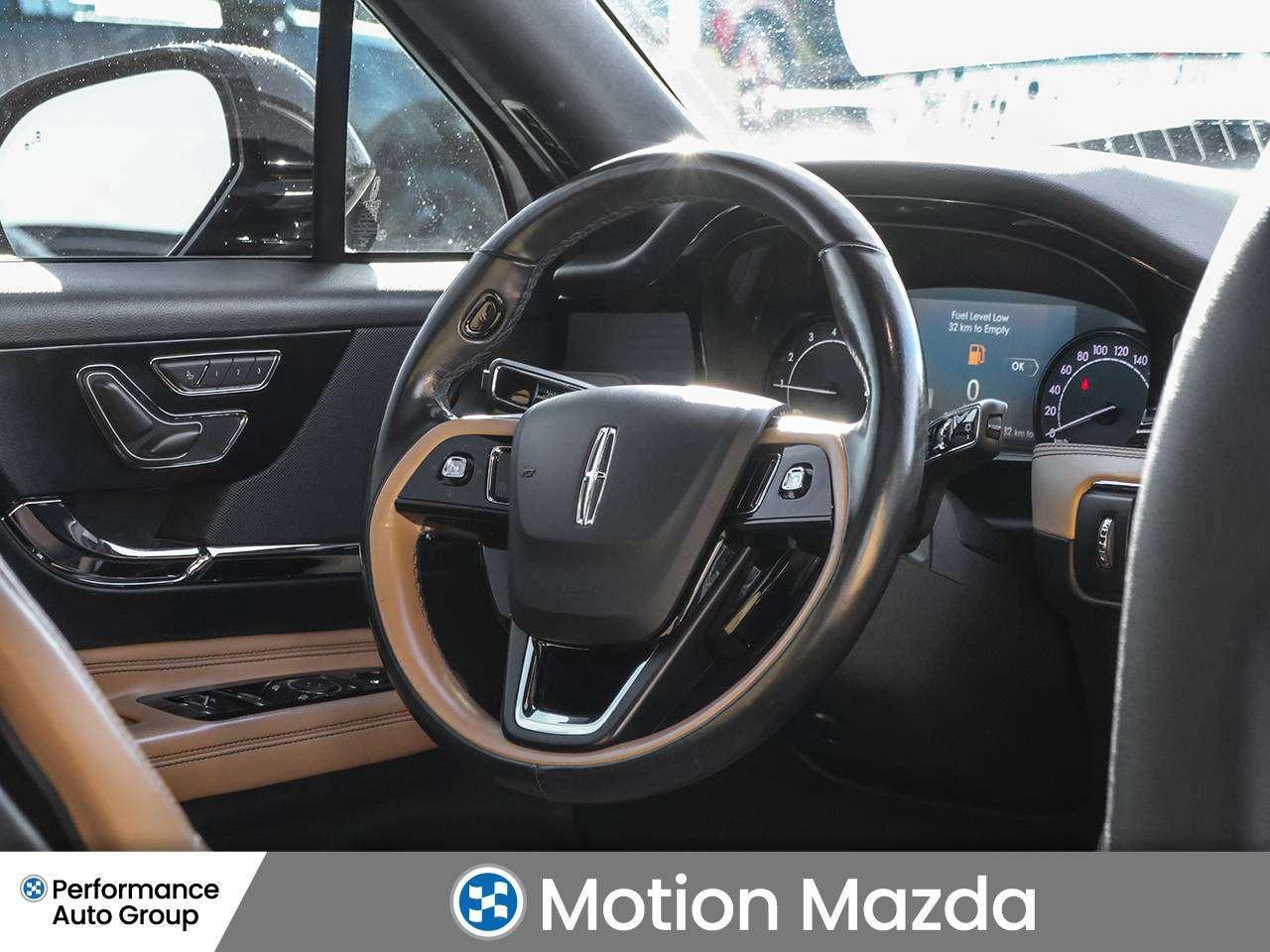 2020 Lincoln Corsair RESERVE   WELL EQUIPPED   AWD  FRESH TRADE Photo
