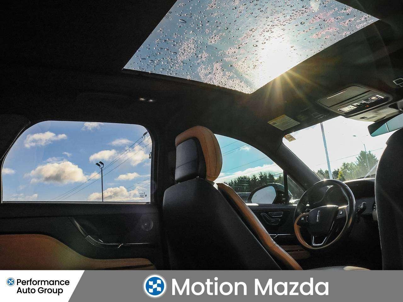 2020 Lincoln Corsair RESERVE   WELL EQUIPPED   AWD  FRESH TRADE Photo