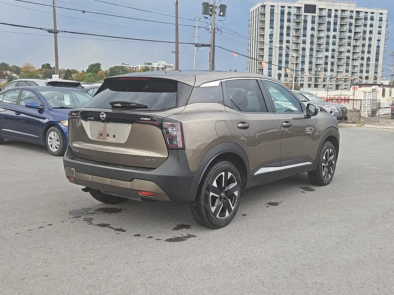 2025 Nissan Kicks SV AWD Photo