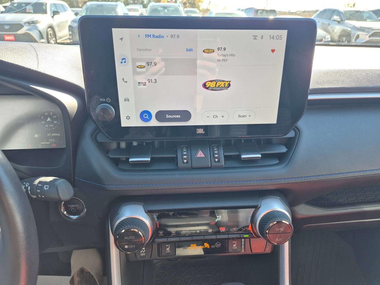 2024 Toyota RAV4 Hybrid XSE Photo