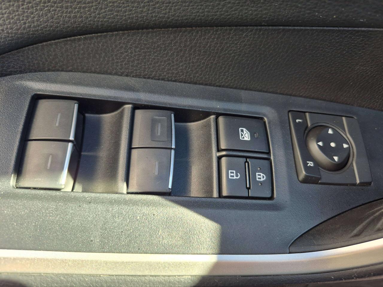 2024 Toyota RAV4 Hybrid XSE Photo