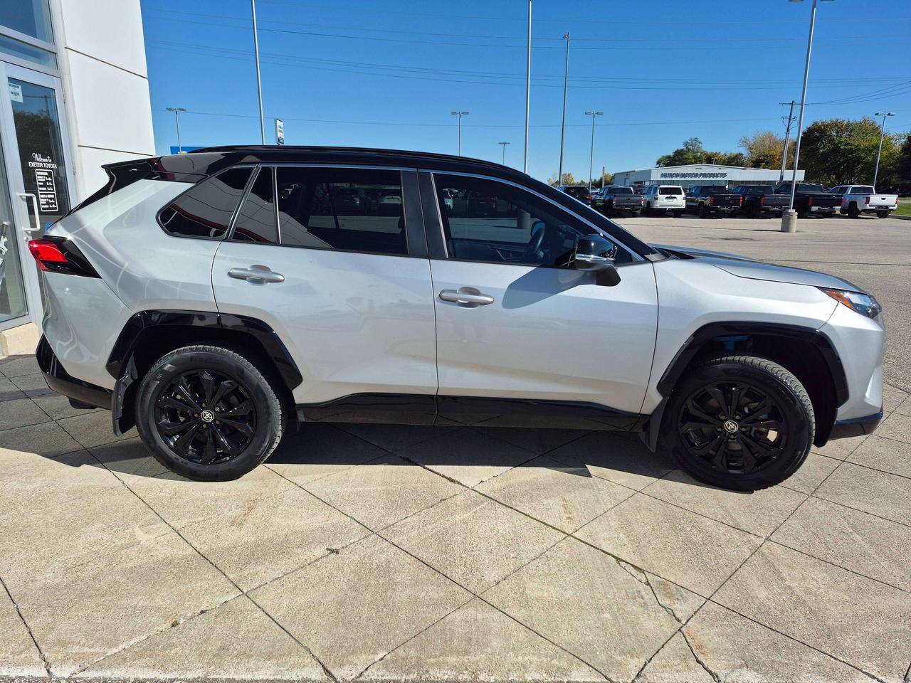 2024 Toyota RAV4 Hybrid XSE Photo