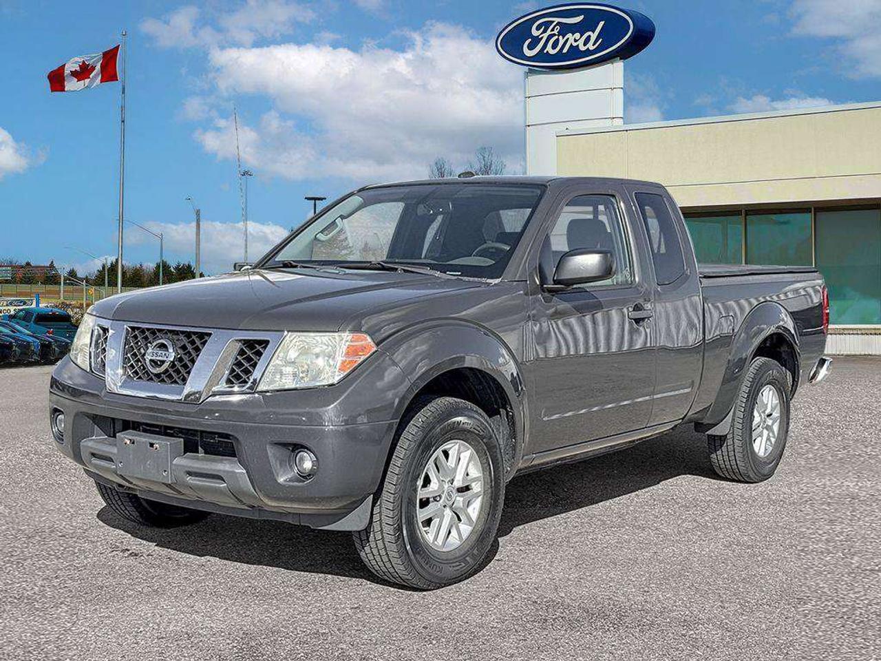 2015 Nissan Frontier SV   4X4   HTD STS   BACKUP CAMERA Photo5