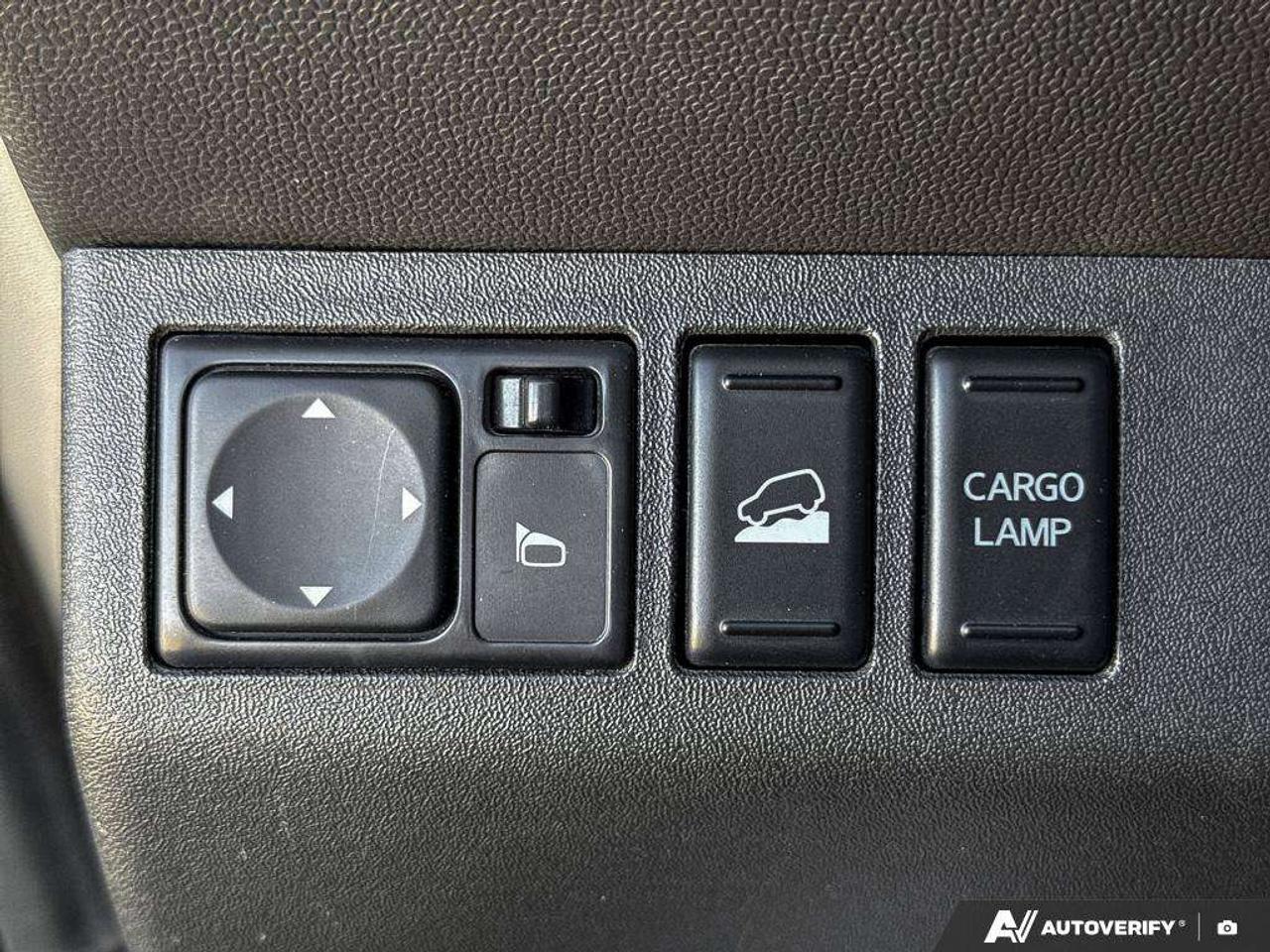 2015 Nissan Frontier SV   4X4   HTD STS   BACKUP CAMERA Photo