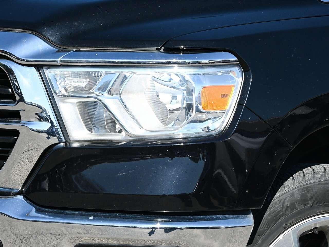 2022 RAM 1500 Big Horn 4x4 Quad Cab 6'4 Box Photo