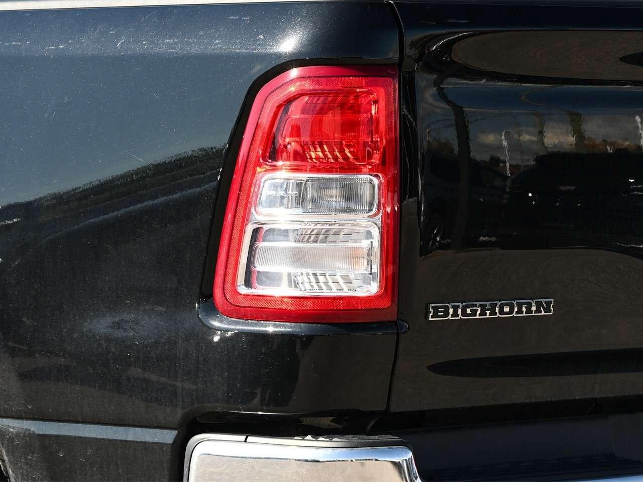 2022 RAM 1500 Big Horn 4x4 Quad Cab 6'4 Box Photo