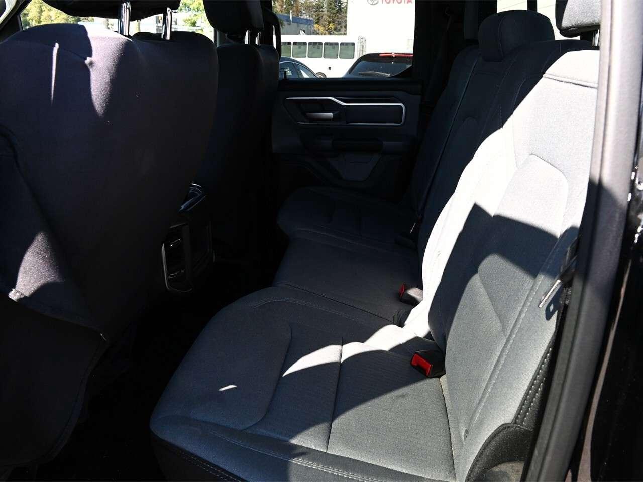 2022 RAM 1500 Big Horn 4x4 Quad Cab 6'4 Box Photo