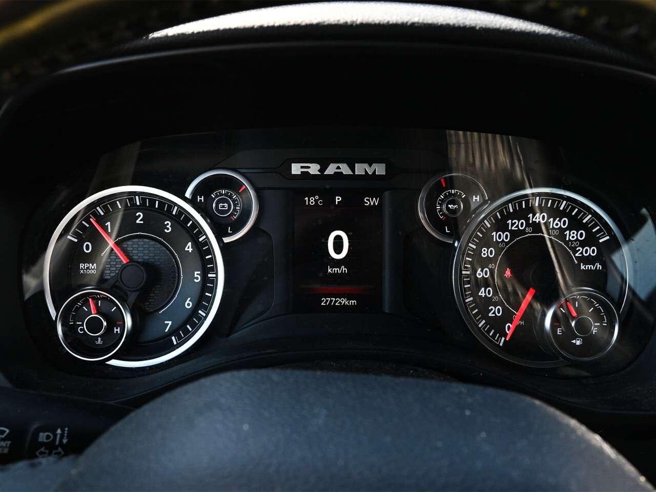 2022 RAM 1500 Big Horn 4x4 Quad Cab 6'4 Box Photo