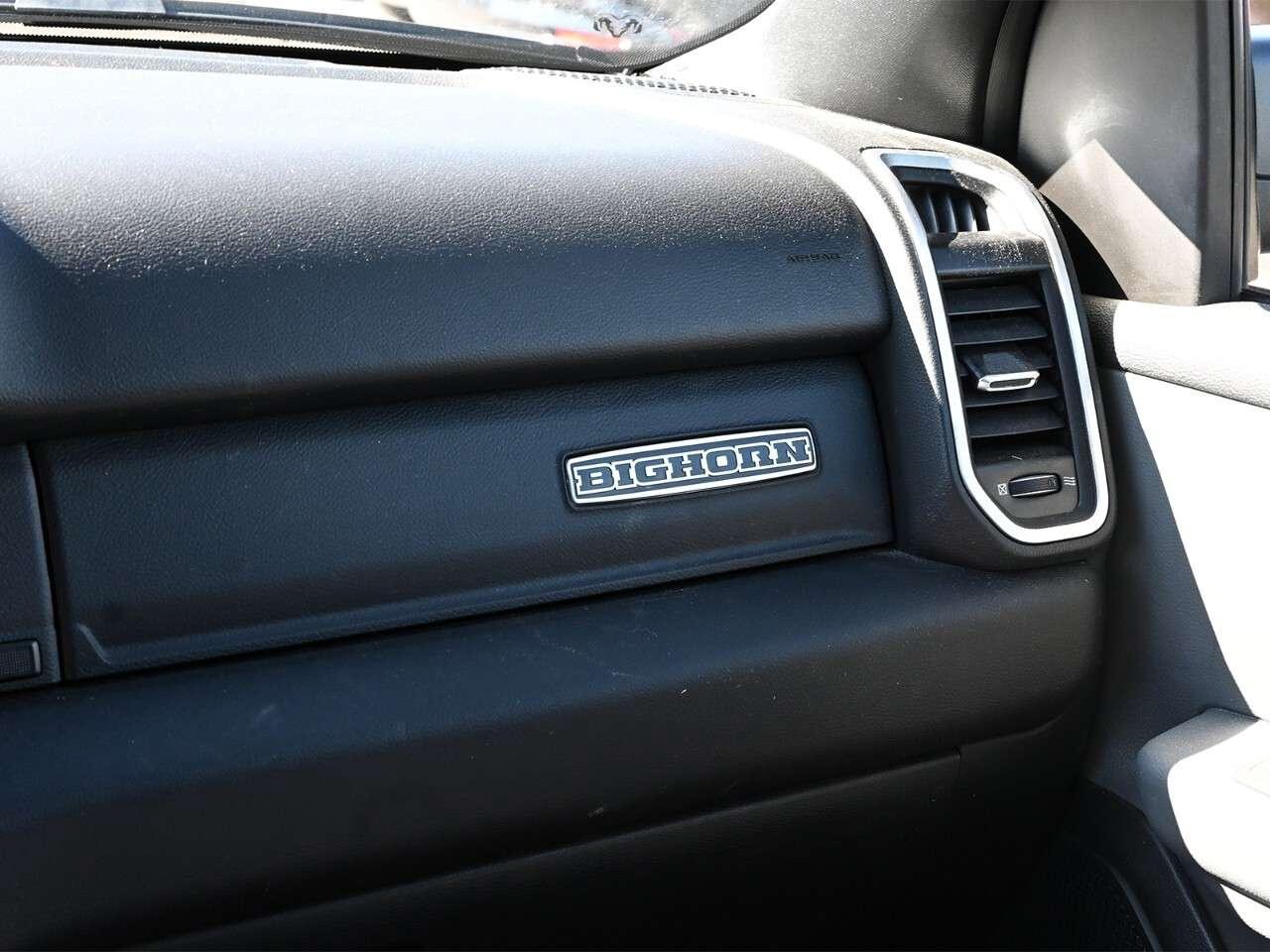 2022 RAM 1500 Big Horn 4x4 Quad Cab 6'4 Box Photo
