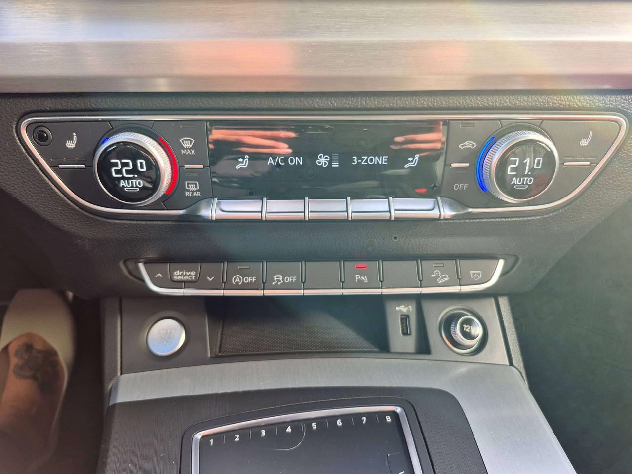 2020 Audi Q5 Technik Photo