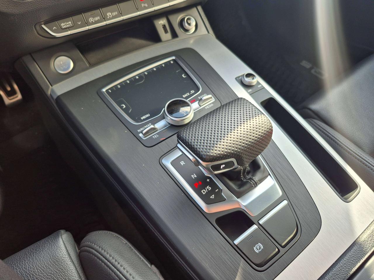 2020 Audi Q5 Technik Photo