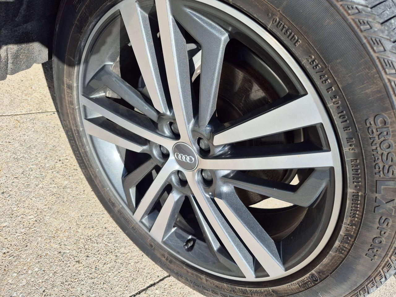 2020 Audi Q5 Technik Photo
