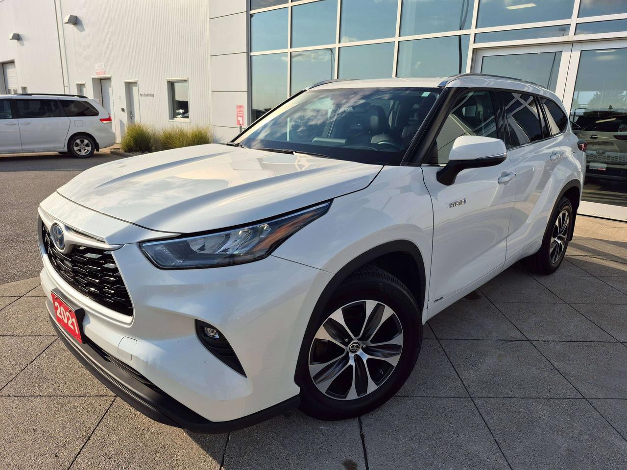 2021 Toyota Highlander XLE Photo