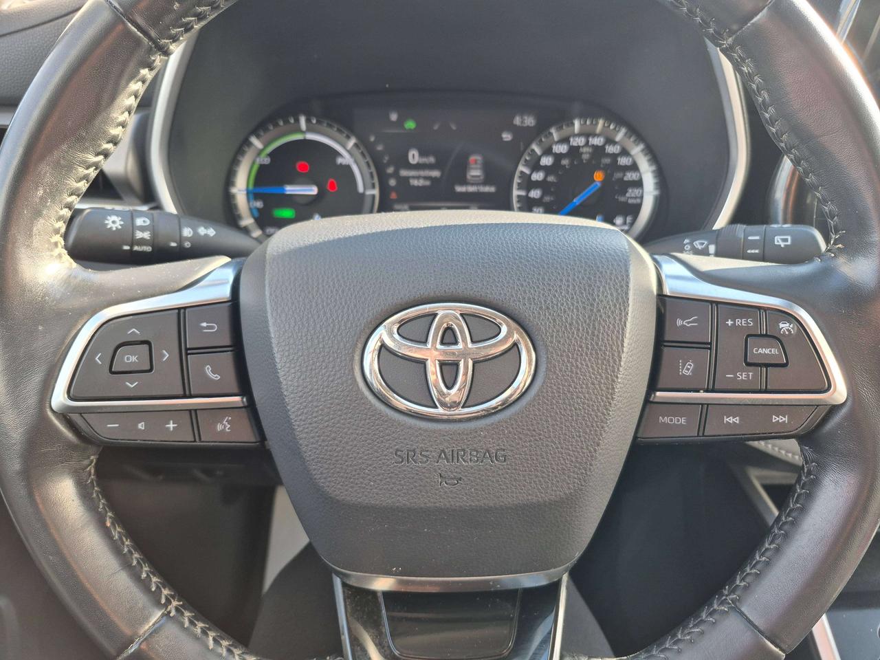 2021 Toyota Highlander XLE Photo