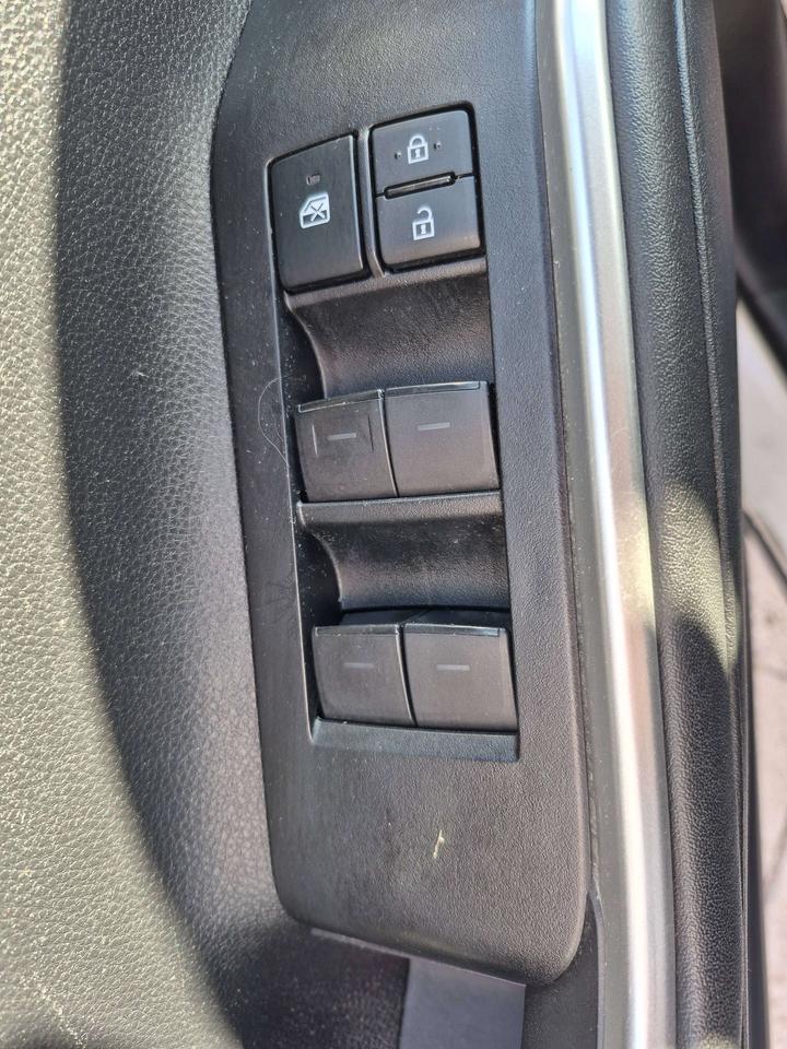 2021 Toyota Highlander XLE Photo