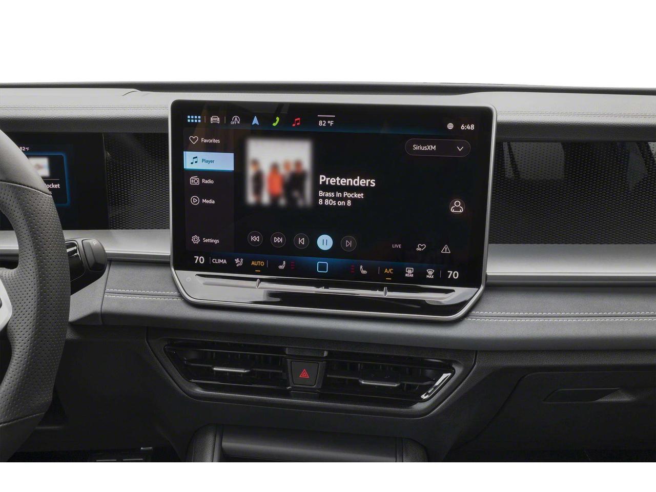 2027 Volkswagen Tiguan Comfortline R-Line Black Edition 4MOTION Photo