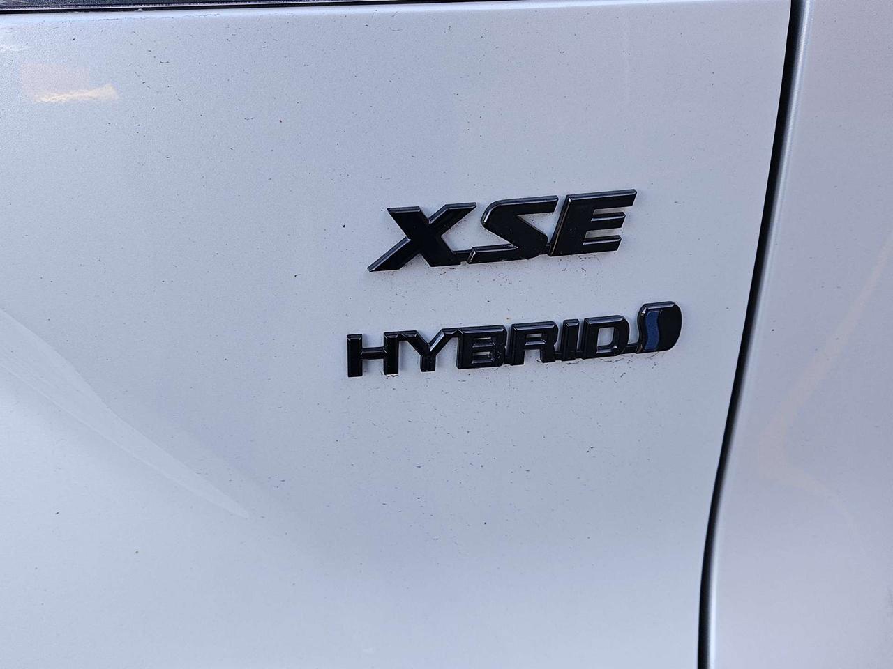 2023 Toyota Corolla Cross Hybrid XSE AWD, Camera, Sunroof Photo