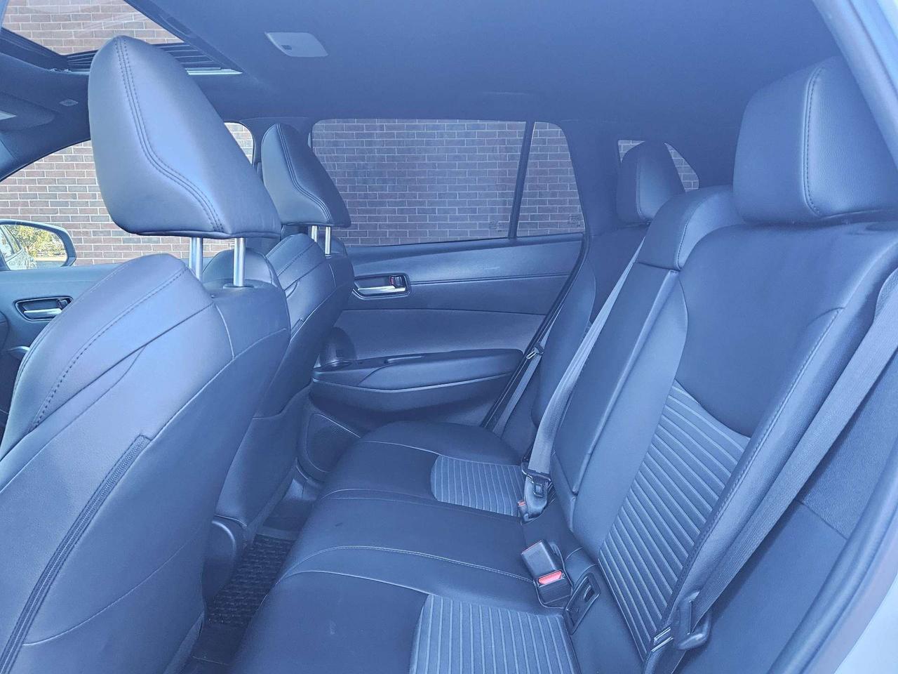 2023 Toyota Corolla Cross Hybrid XSE AWD, Camera, Sunroof Photo