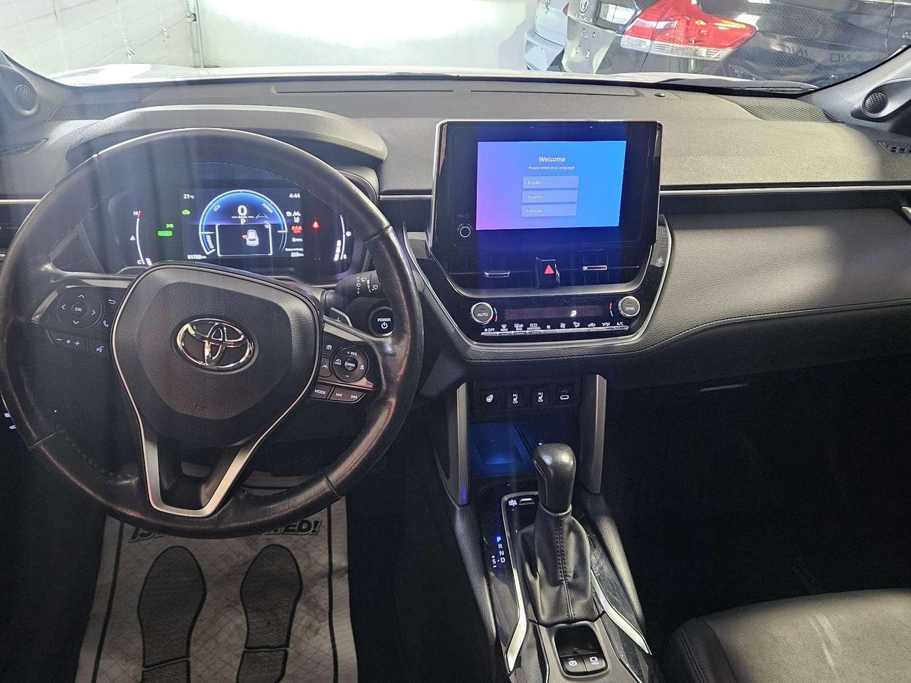 2023 Toyota Corolla Cross Hybrid XSE AWD, Camera, Sunroof Photo