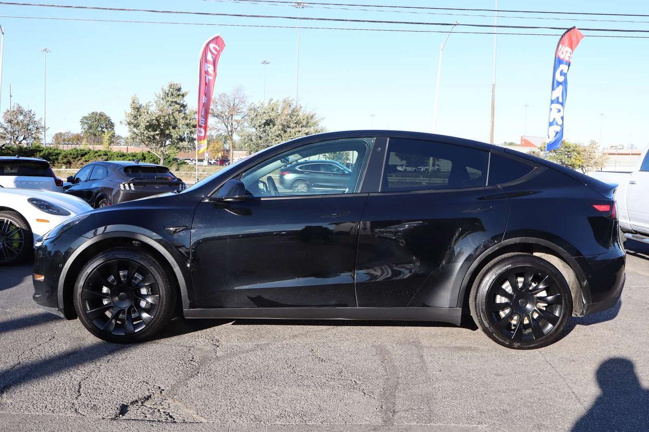 2022 Tesla Model Y Long Range   Dual Motor Photo