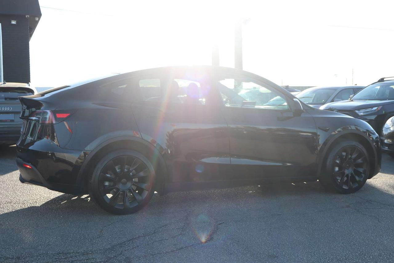 2022 Tesla Model Y Long Range   Dual Motor Photo