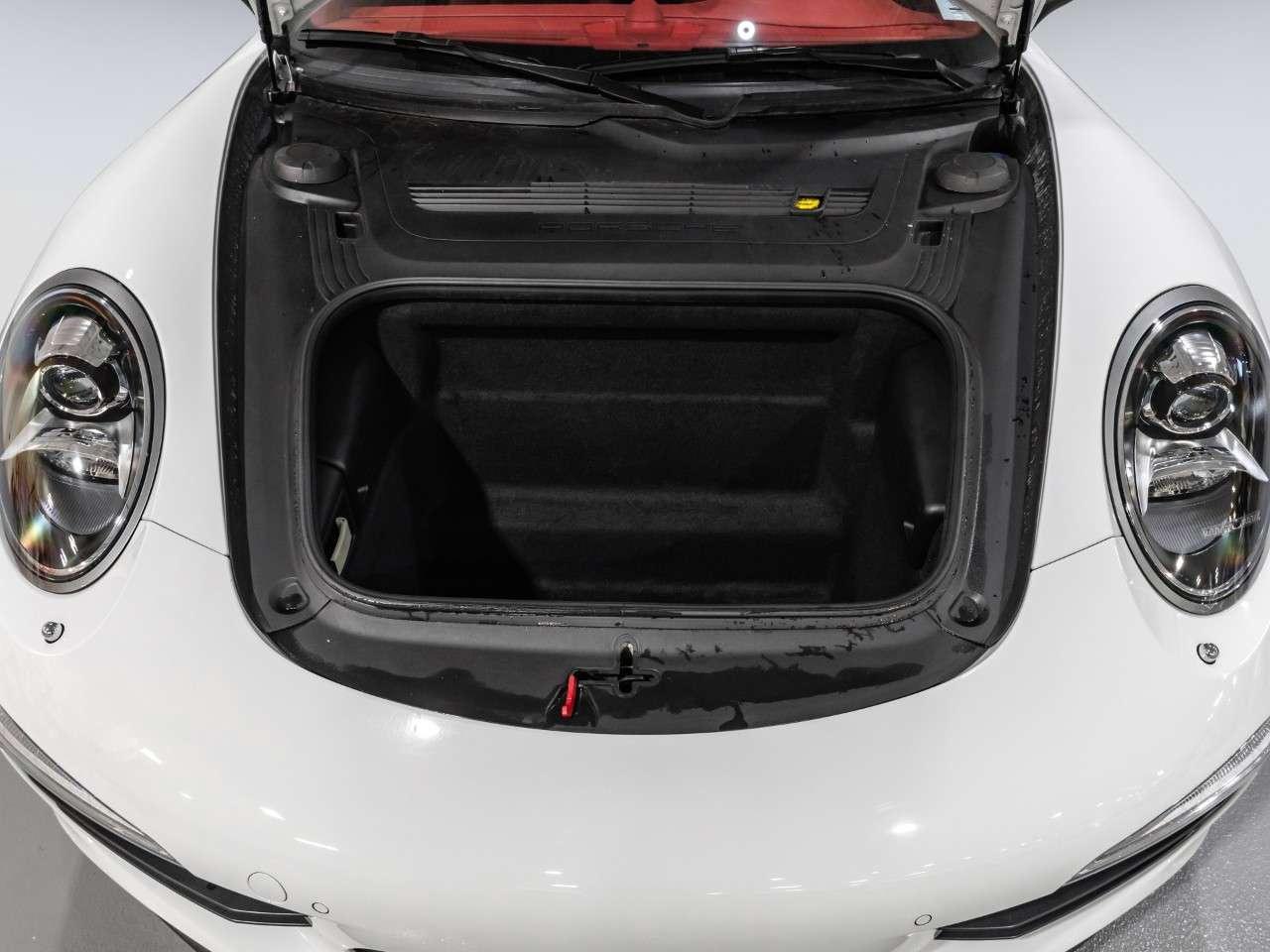 2014 Porsche 911 Carrera S Cabriolet Photo