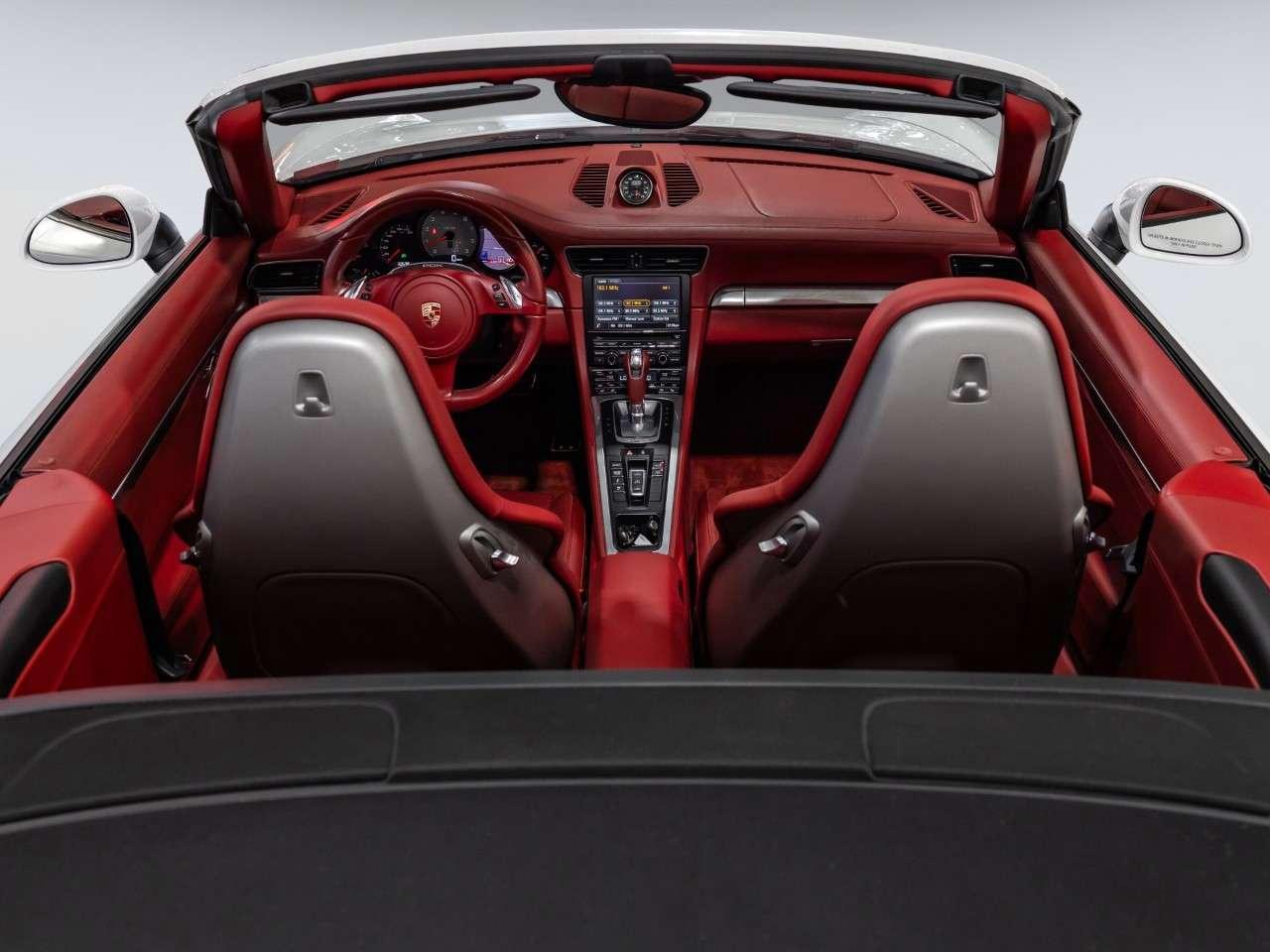 2014 Porsche 911 Carrera S Cabriolet Photo