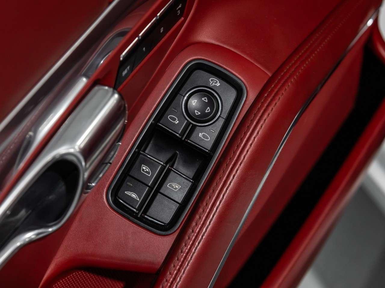 2014 Porsche 911 Carrera S Cabriolet Photo
