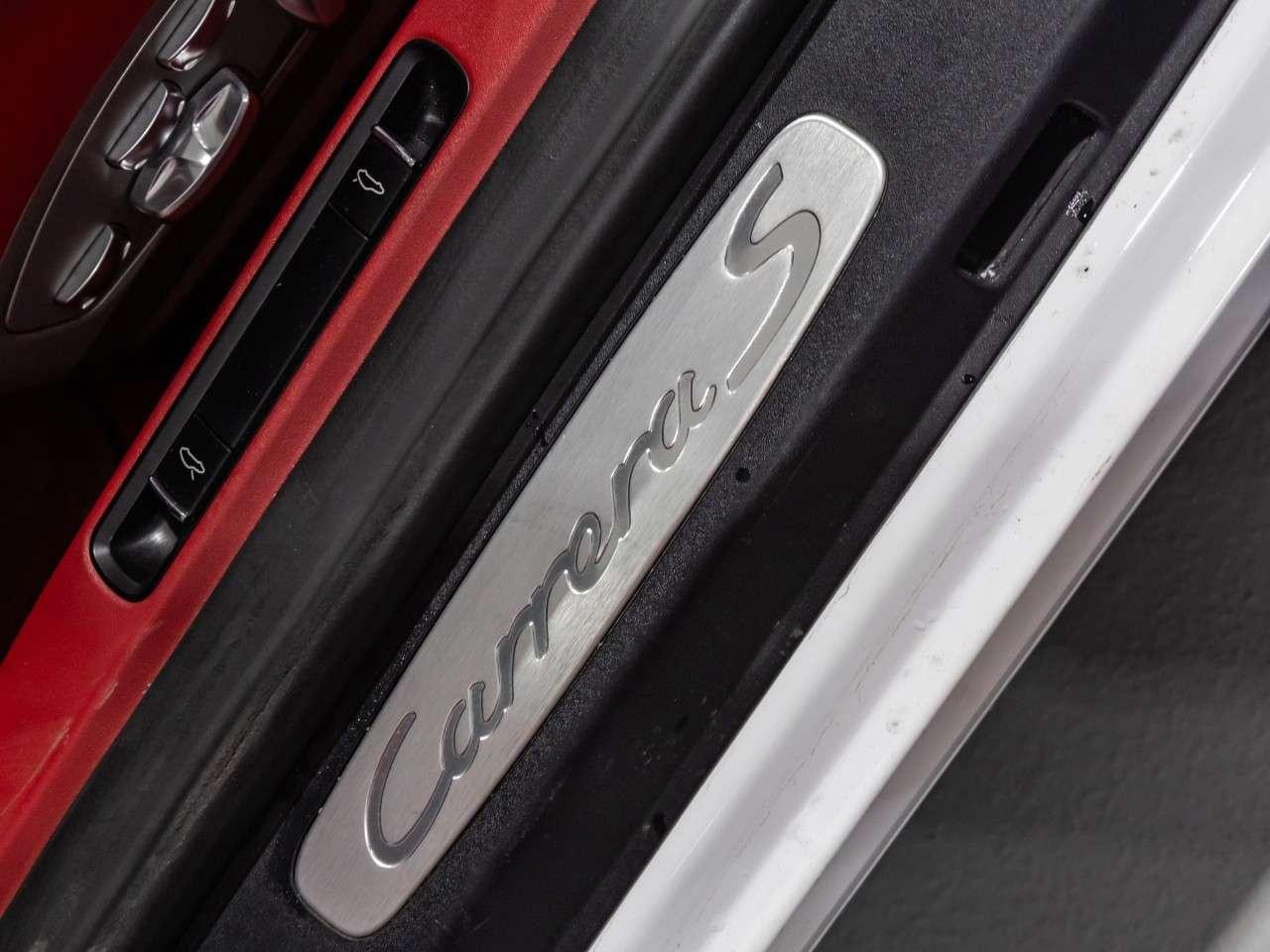 2014 Porsche 911 Carrera S Cabriolet Photo