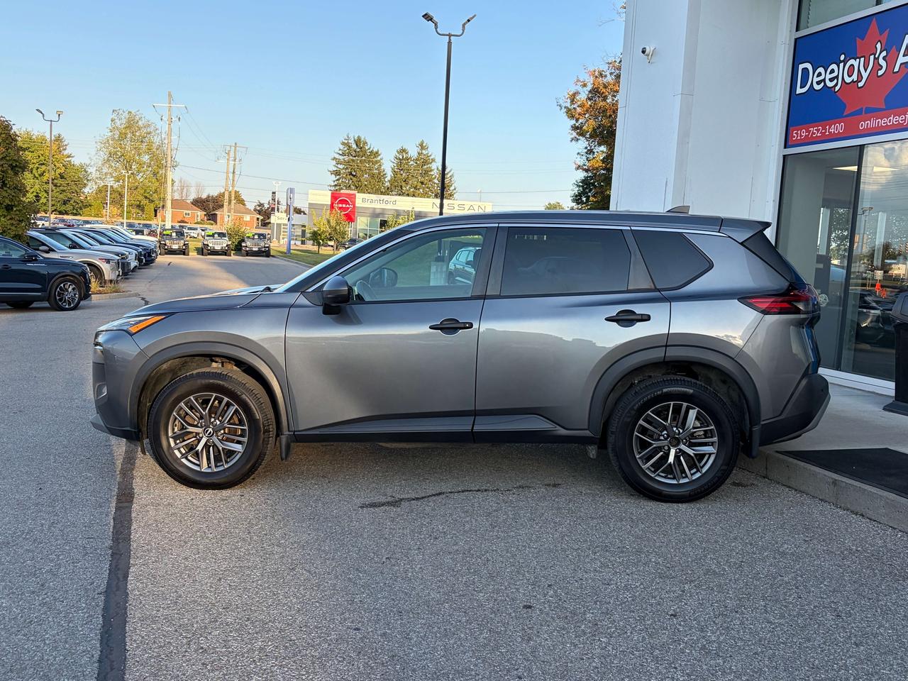 2022 Nissan Rogue S Photo5