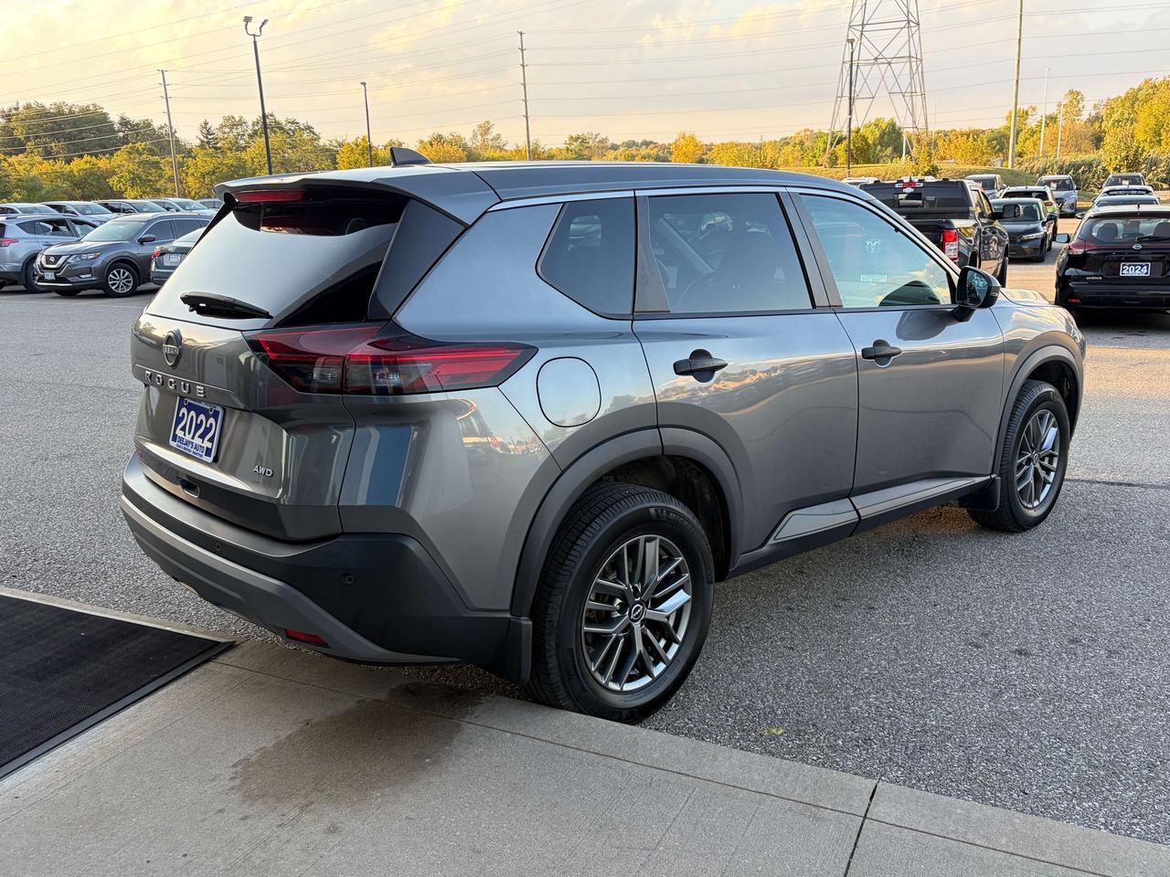 2022 Nissan Rogue S Photo