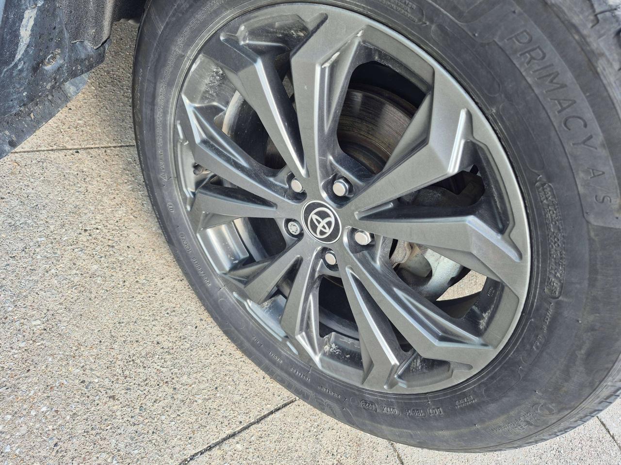 2023 Toyota RAV4 Hybrid XLE Photo