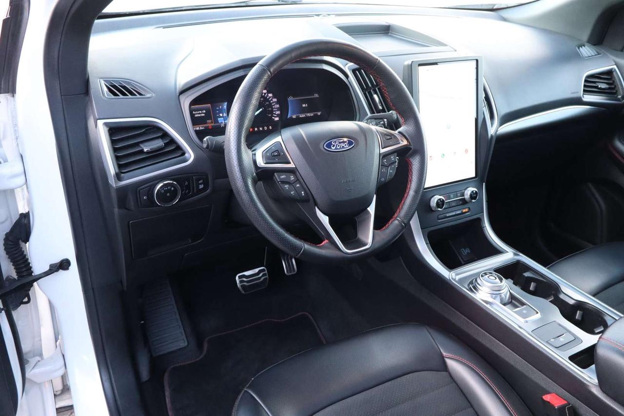 2024 Ford Edge ST-LINE AWD   No Accident   Clean Carfax Photo