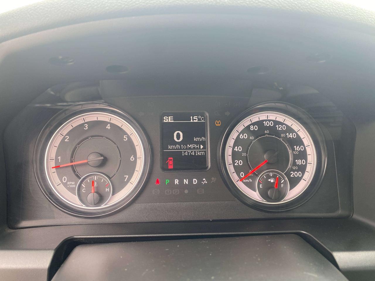 2022 RAM 1500 SLT, CLEAN CARFAX, BACK UP CAMERA, ONE OWNER! Photo
