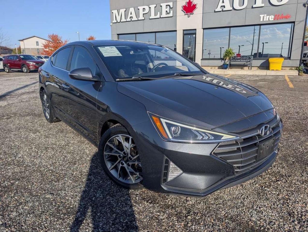 2020 Hyundai Elantra Luxury   LEATHER   SUNROOF   CAMERA   HTD SEATS Photo