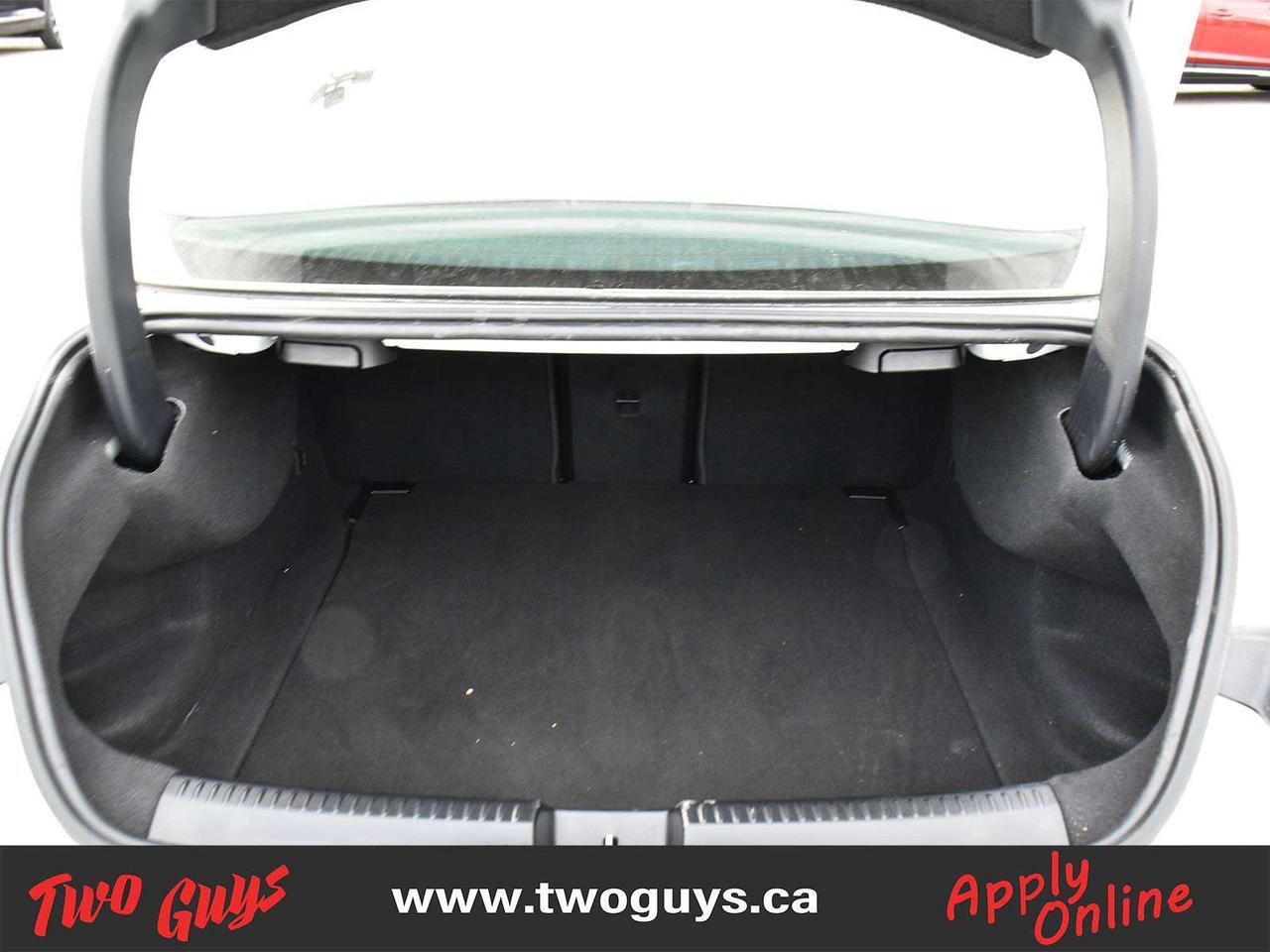 2025 Mercedes-Benz CLA CLA 250 AWD Leather Sunroof Nav Back Up Camera Photo