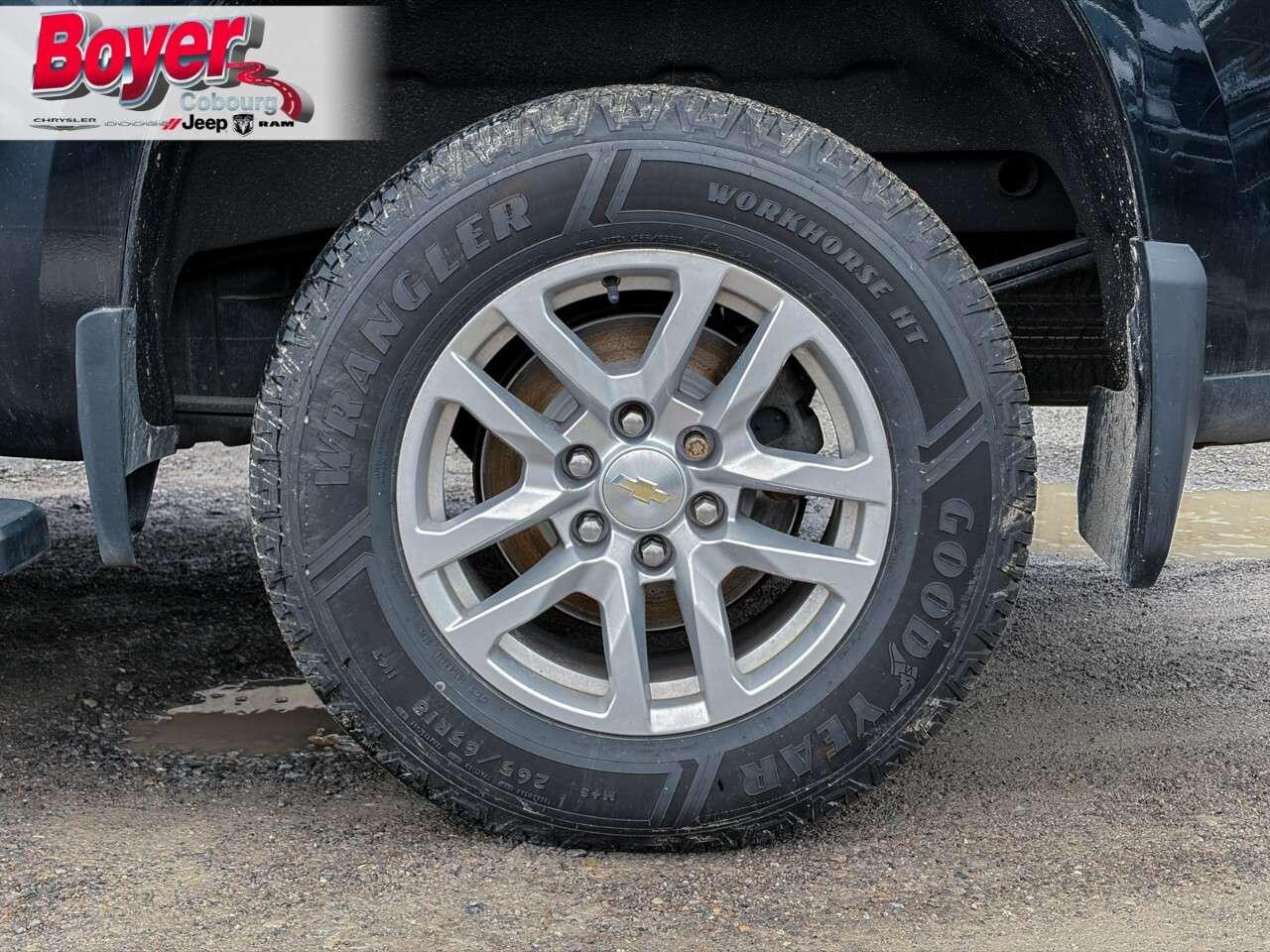 2021 Chevrolet Silverado 1500 Crew Cab Standard Box 4-Wheel Drive LT Photo