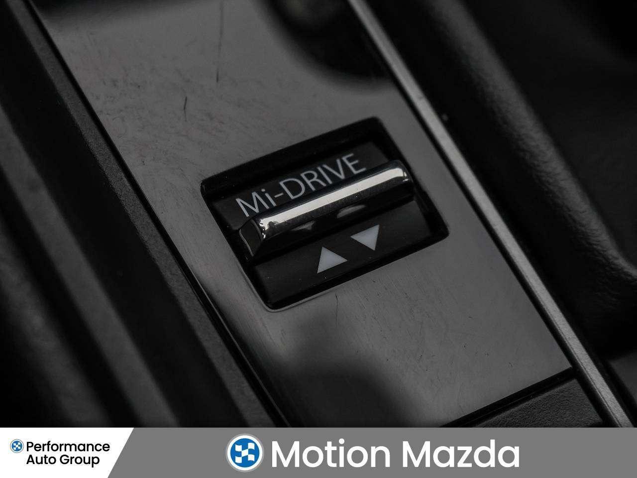 2024 Mazda CX-50 GS-L FRESH TRADE  CARPLAY  AWD Photo