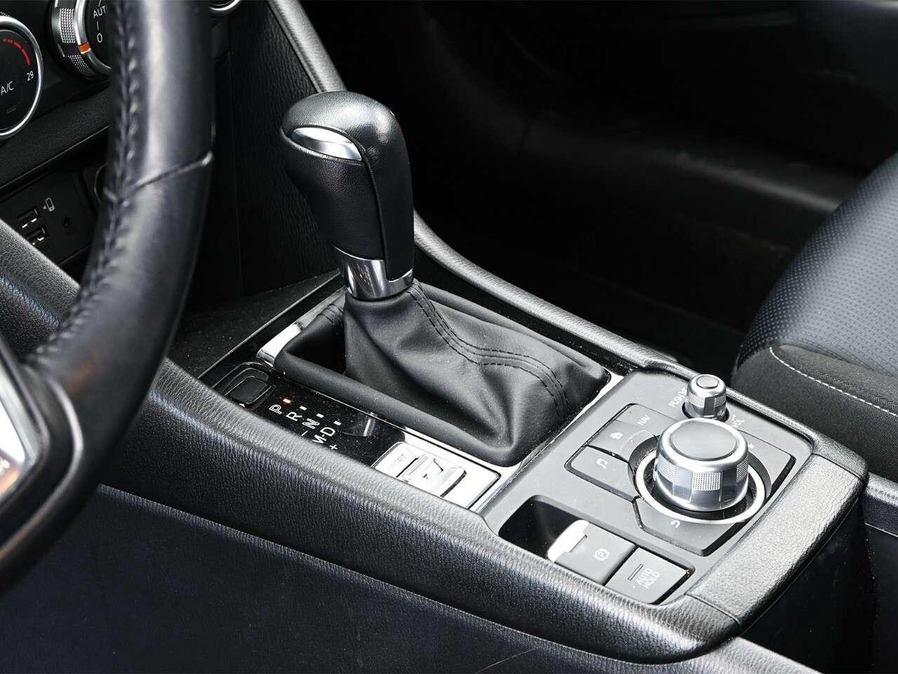 2019 Mazda CX-3 GS Auto FWD One Local owner from new, dealer servi Photo