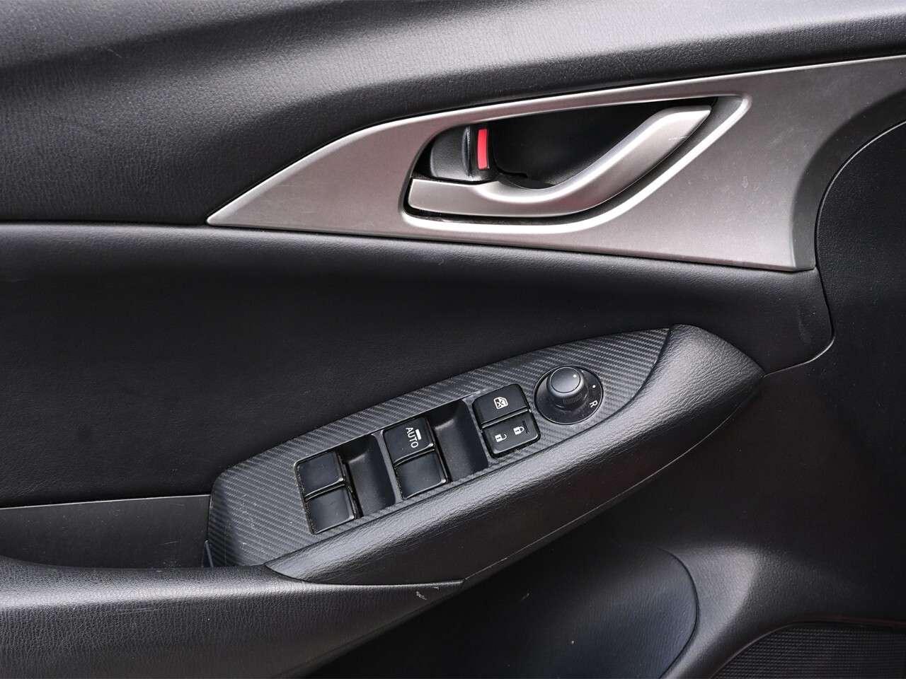 2019 Mazda CX-3 GS Auto FWD One Local owner from new, dealer servi Photo