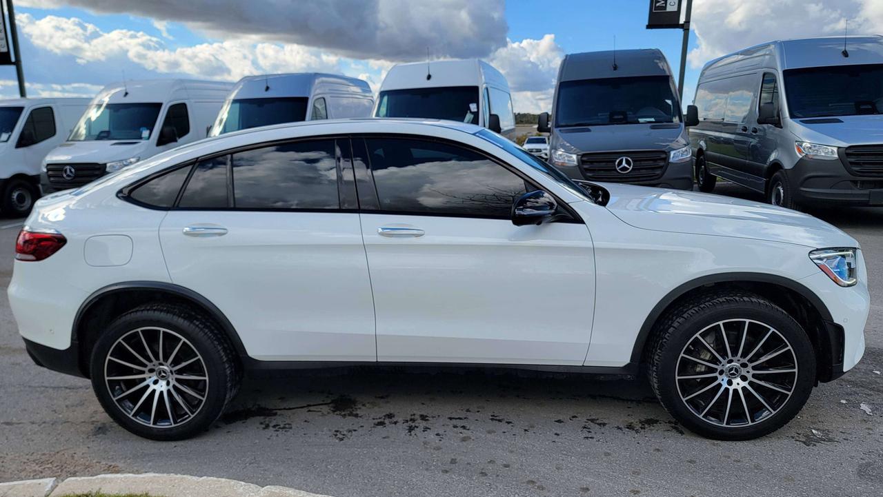2023 Mercedes-Benz GLC 4MATIC® Photo4