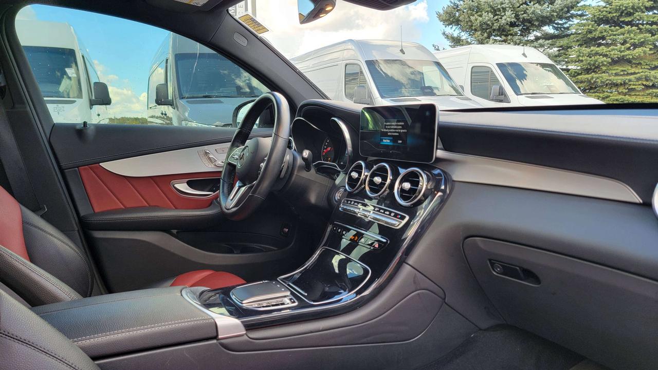 2023 Mercedes-Benz GLC 4MATIC® Photo