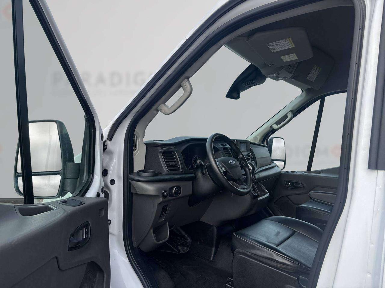 2024 Ford Transit Cargo Van 148" HIGH ROOF RWD Photo